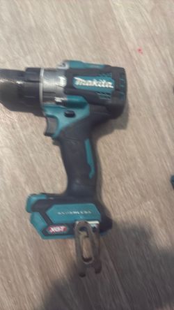 Makita 40v drill