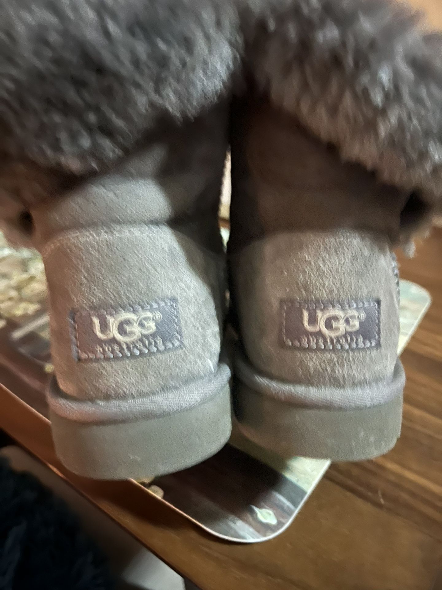 ugg