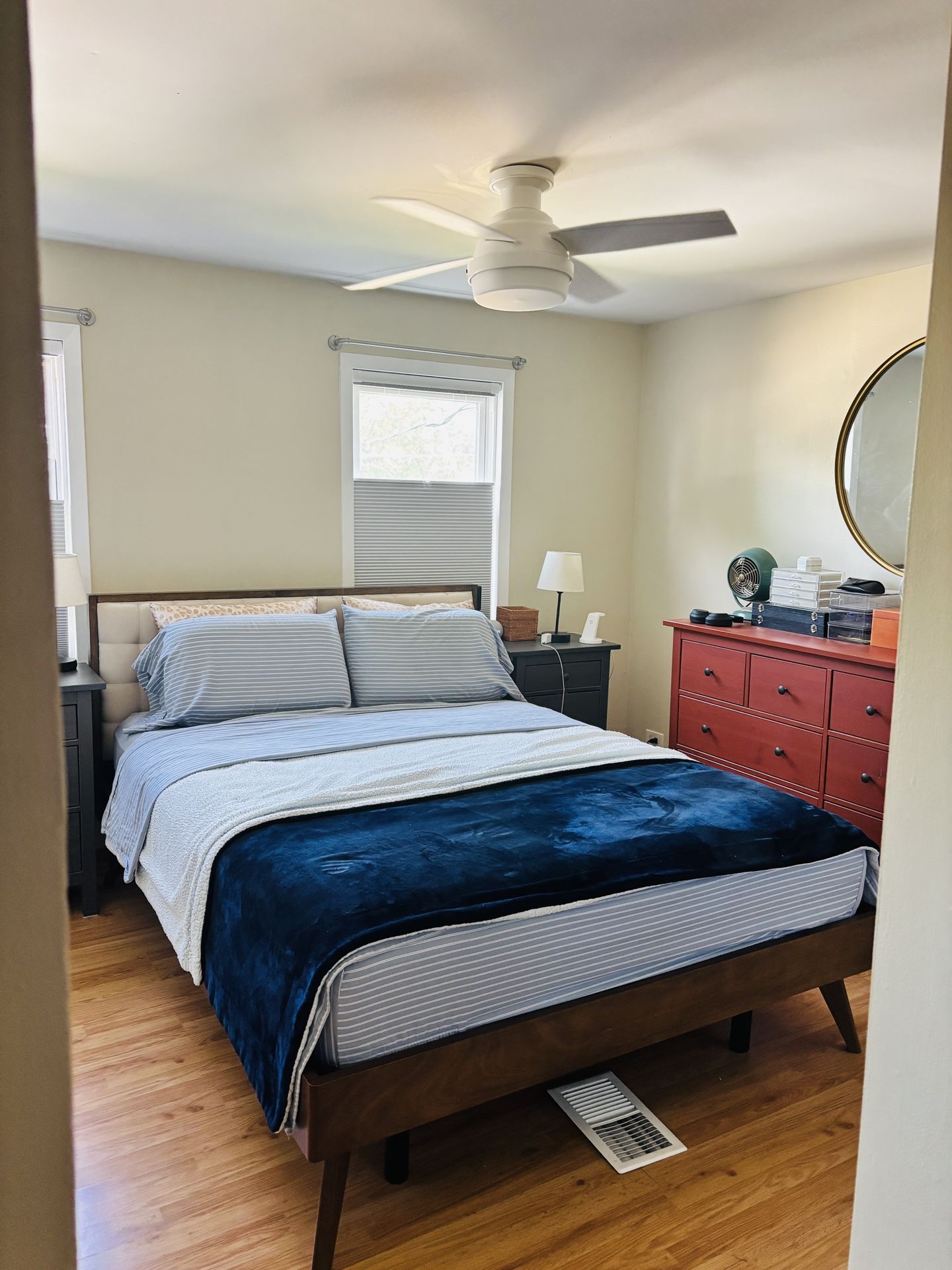 Mid-Century Queen Bed Frame W/ Adjustable Base