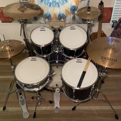 Yamaha Drum Set, Ludwig Snare Drum, Cymbals