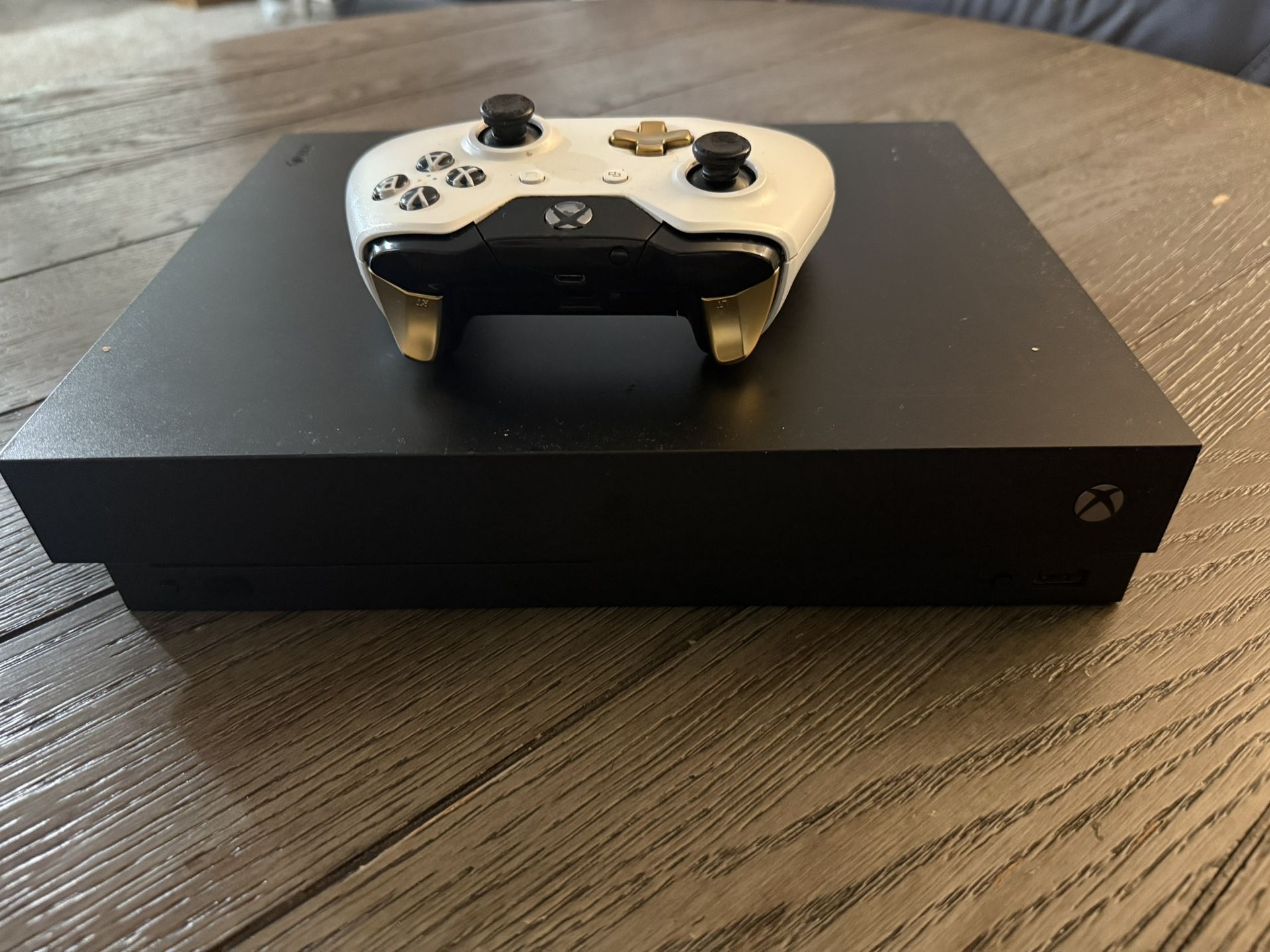 Xbox With 1 Controller