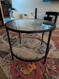 26.5" Glass Round Coffee Table