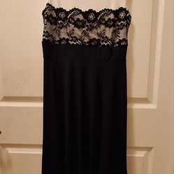 Black & White Dress Size 4 