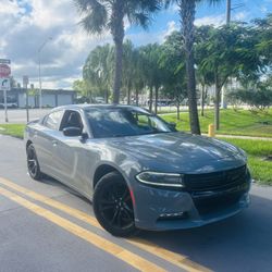 2018 DODGE CHARGER SXT