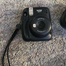 Instax polaroid camera mini 11