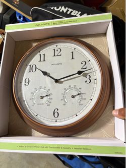 Analog clock