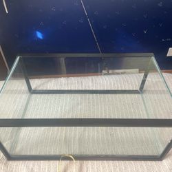 29 Gallon Fish / Reptile Tank 