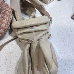 Ergobaby Carrier