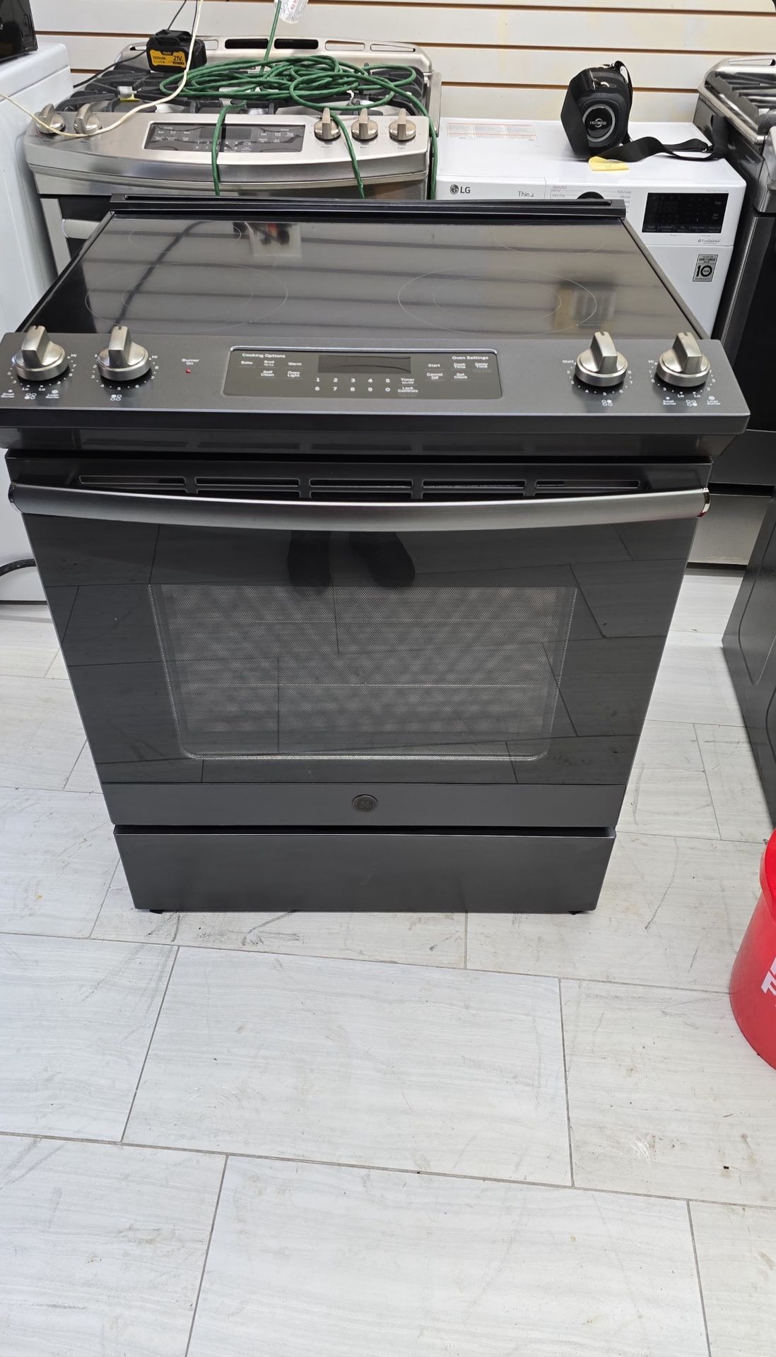 Ge Stove Slid In 30 Inches Electric