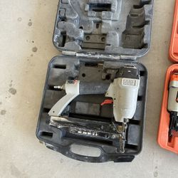 Finish Nailers 