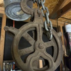 Old Pulley 