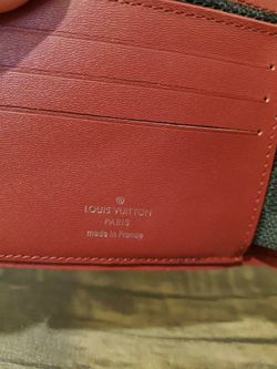 Men's Louis Vuitton Brown Wallet for Sale in Queens, NY - OfferUp