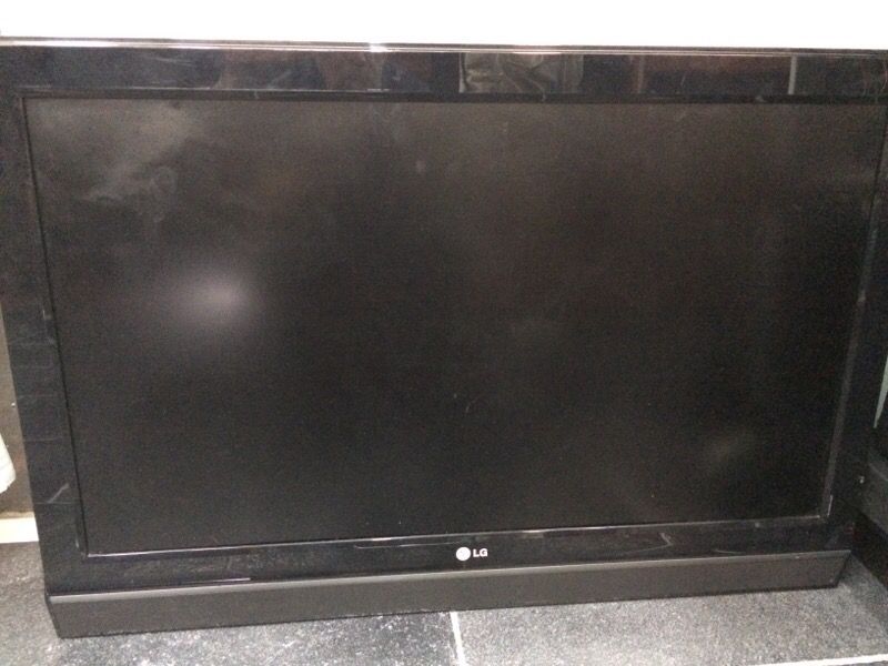 LG 37LC50C 37 inch LCD TV