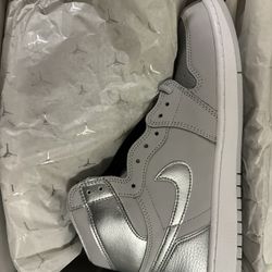 Jordan 1 Retro High Og. “CO-Japan” (Neutral Grey)(2020’) Relase. Size(11.5M). DS) New!! $165. Cash. Below 👇 retail‼️‼️Trades always welcome. 