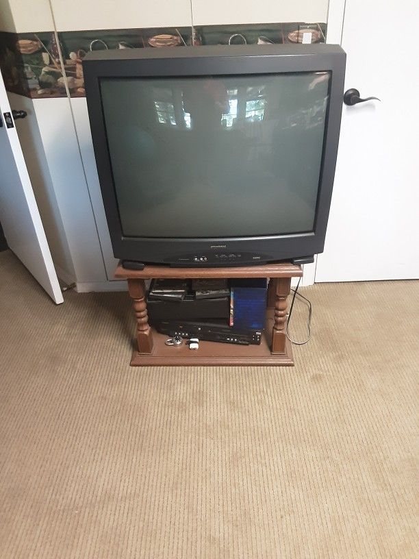 32 Inch Tube TV And Stand