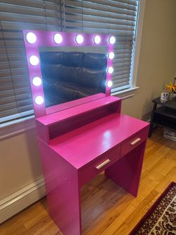 Kids vanity desk