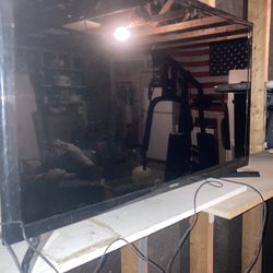 32 Inch Samsung LCD TV 