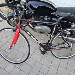 FUJI Road Bike Hybrid