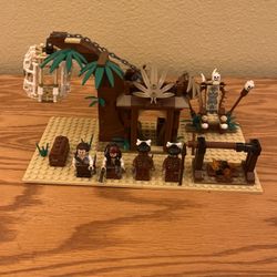 Lego Pirates Of The Caribbean Cannibal Escape 