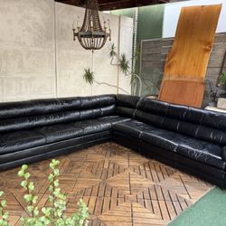 Vintage 1990s Black Leather Two-Piece Sectional Sofa – Made in USA * Delivery Available