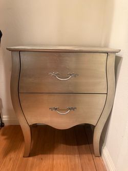 French Provincial 2-Drawer Nightstand