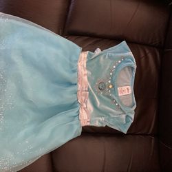 Elsa Dress 2T Like New 