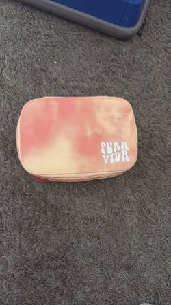 Pura vida Jewerly case
