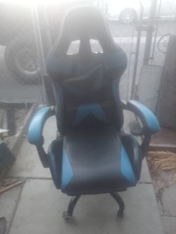 Gaming chair