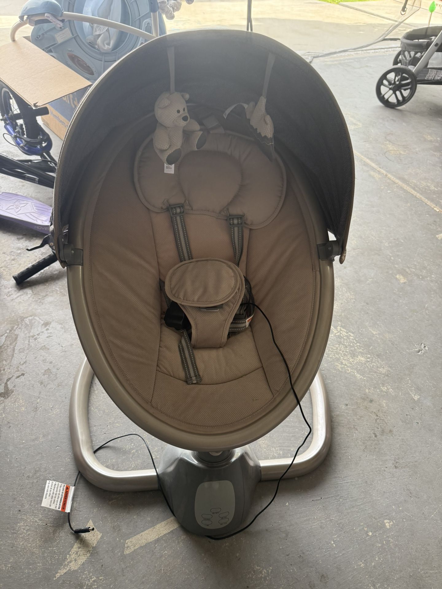 Monbebe Baby Swing – Great Condition! $30