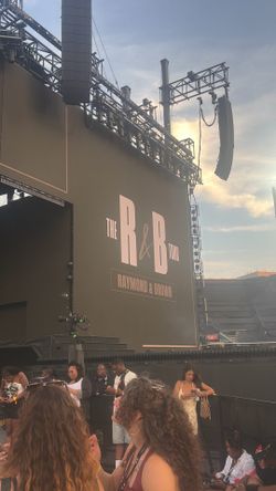 Chris Brown/Usher- 2 PIT floor tickets - $175 each- 7/28- Tuesday show