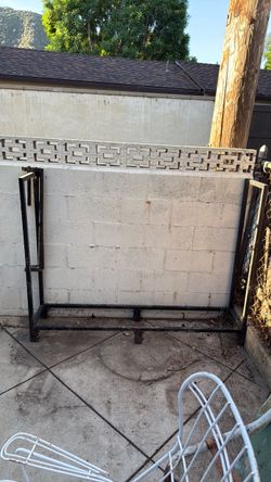 Log holder with extender