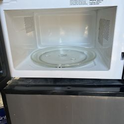 Countertop Microwave 