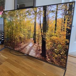 TCL 55" Qled 4K UHD Smart Tv, Like new!