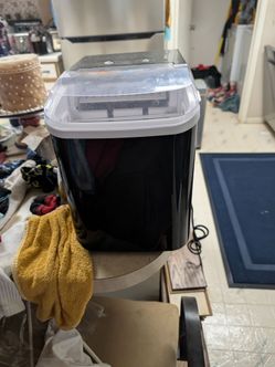 NEWBULIG PORTABLE ICE MAKER