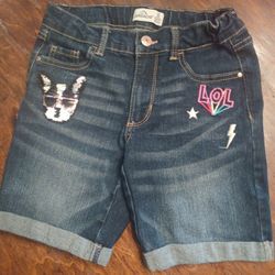 Jordache Denim Blue Jean Shorts With Embroidering Size 8