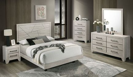 Brand New Grey 4pc Queen Bedroom Set (Available in Eastern King Size)