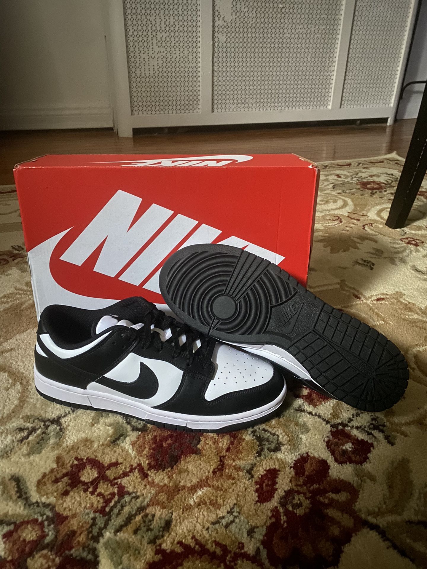 Nike Dunk Low Panda Size 9.5M/11W