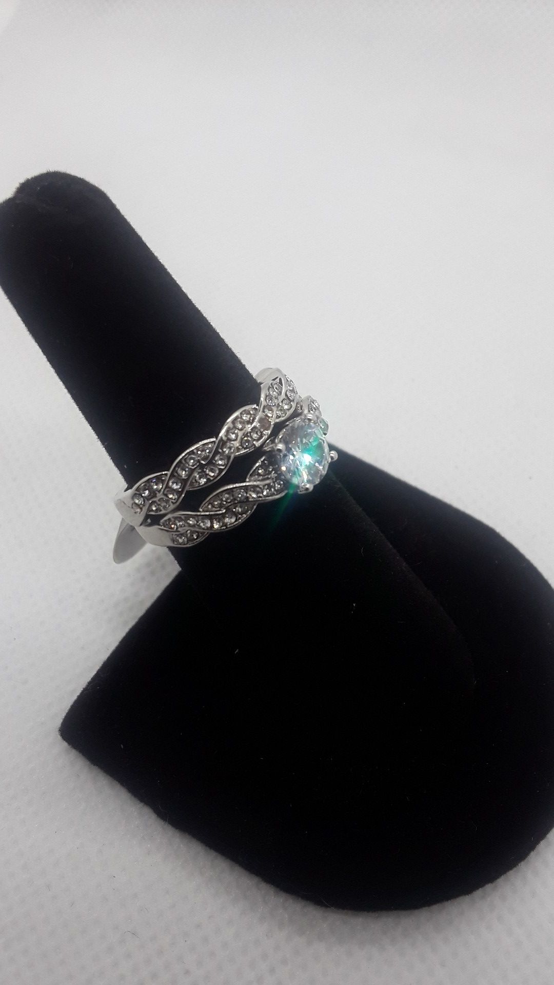 Sparkles! Size 7 engagement wedding ring set large crystal diamond promise ring