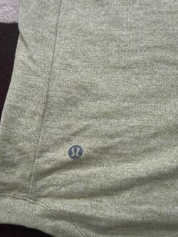 Men’s lululemon tee size xl