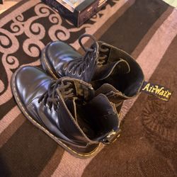 Doc Martens Platform Boots