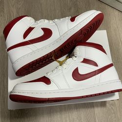 Nike Air Jordan 1 Mid Reverse Chicago BQ6472-161 Red White Womens