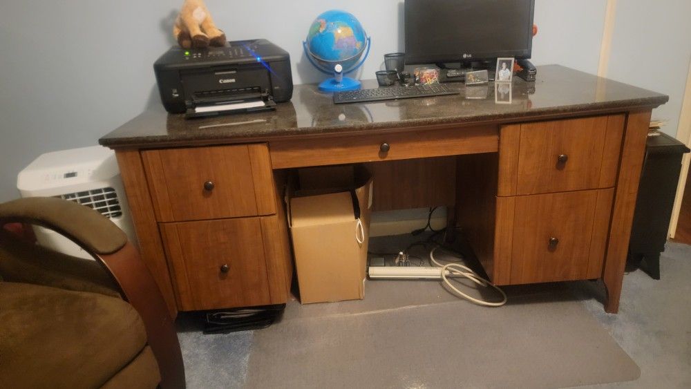 Desk 64 L 30 W 30 H Marble Top