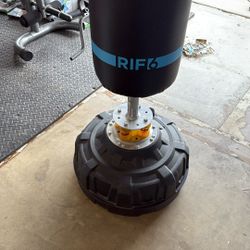 Rif 6 Punching Bag With Gloves 