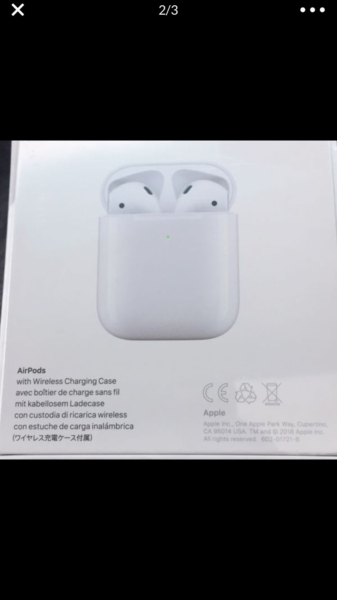 Apple AirPods with wireless charging case sealed