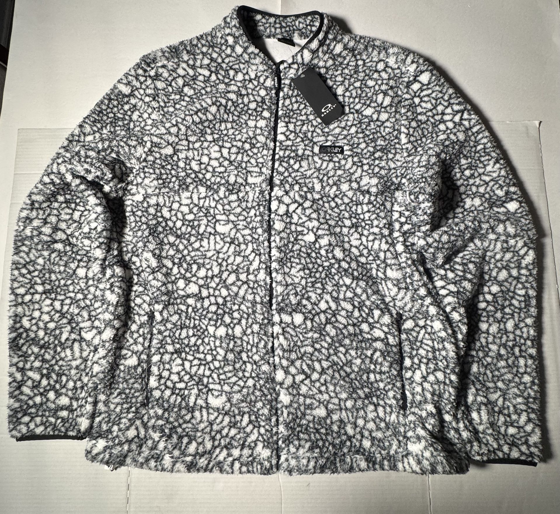 NWT Oakley Hillside Sherpa FZ Fleece Jacket Full Zip Crackle Pattern White Black Men Size XL