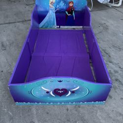 Frozen Toddler Bed 