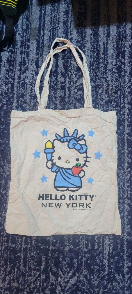 Hello Kitty, NYC Tote Bag