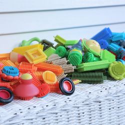 Large Battat Bristle Blocks Collection #2 (Roughly About 175/180 Pieces) - Monster, Animal Figures, Special Pieces, Etc.