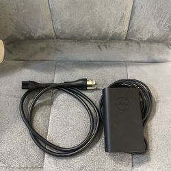 🔌 Dell 65W Laptop Charger – Works Great!