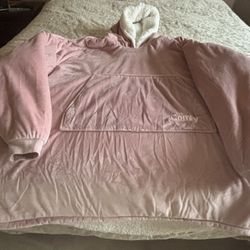 Comfy Blanket Hoodie 